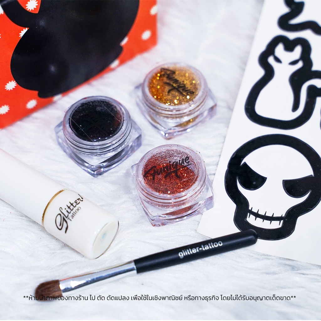 HALLOWEEN  SET  